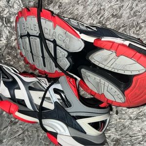 Balenciaga mens Track runner 2
